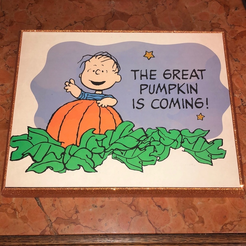 Pop Creations Peanuts Charlie Brown Great Pumpkin Linus Glitter Wall Sign NEW